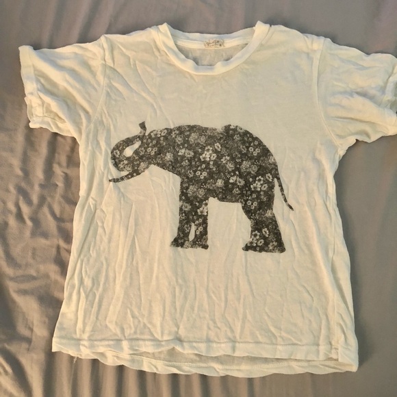 Elephant Crop Tee - Picture 1 of 5